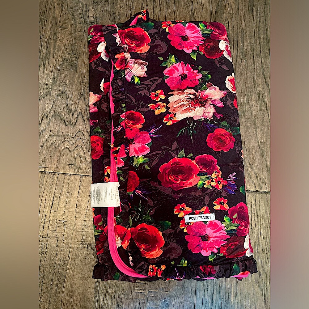 Luxe Posh Peanut Patoo (ruffled) Blanket Alice & Olivia
